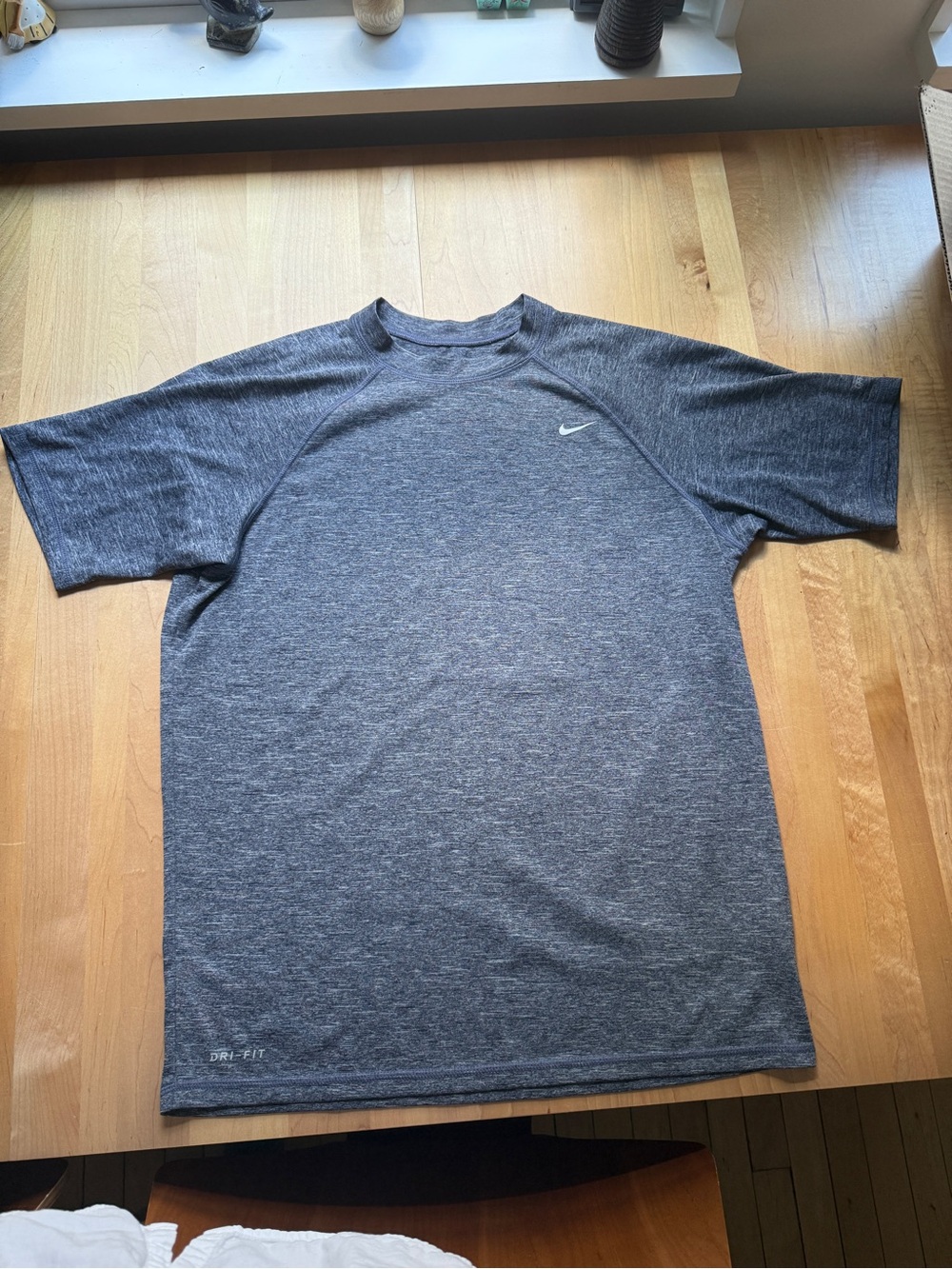 NWOT Nike Men’s Dri-FIT Heathered  Blue Athletic UPF 40+ T-Shirt